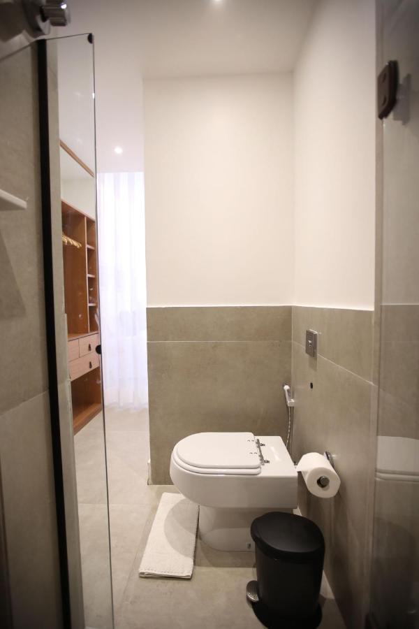 Unhotel - Aluguel De Temporada Avenida Atlantica, Posto 6 - Praia De Copacabana Rio de Janeiro Eksteriør billede